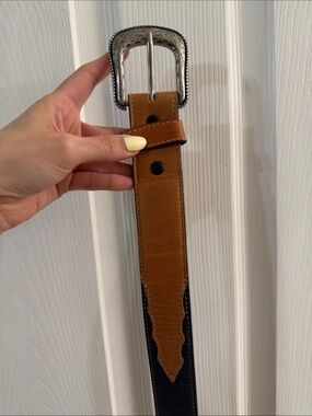 Two-Tone Leather Western Belt - Tan. Made in Mexico
